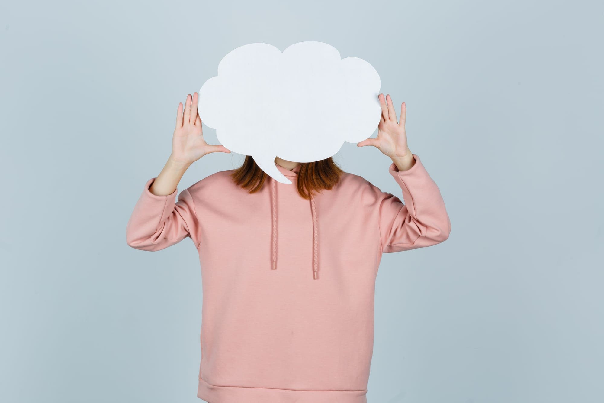 Pensamientos intrusivos: ejemplos que te ayudarán a identificarlos